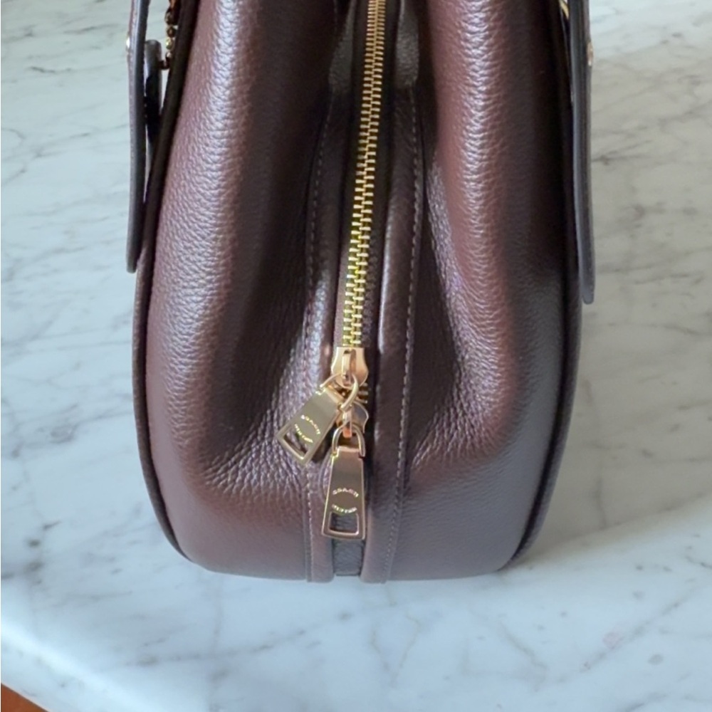 Erin Shoulder Bag - Picture 13 of 16